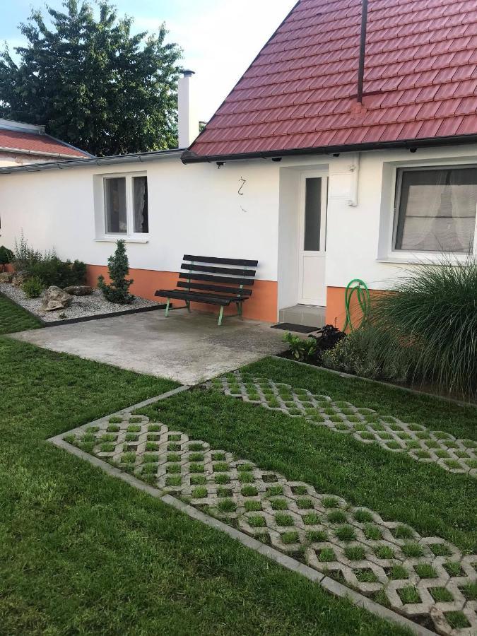 Chalupa na Lípové v Hlohovci Hlohovec Exteriér fotografie