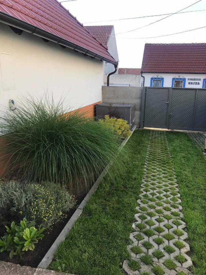Chalupa na Lípové v Hlohovci Hlohovec Exteriér fotografie